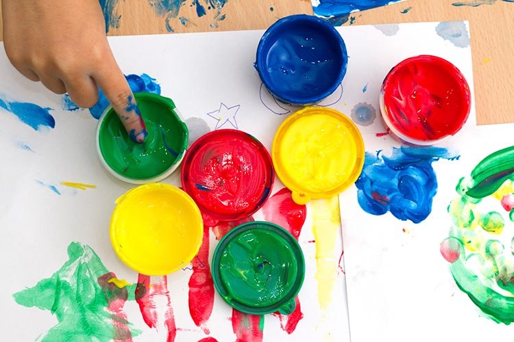 How creative arts therapy helps us live better | Edward-Elmhurst Health